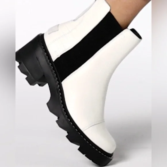 Sorel Joan Now Boots Womens 8 Sea/Salt Leather Waterproof Chelsea - Picture 1 of 11